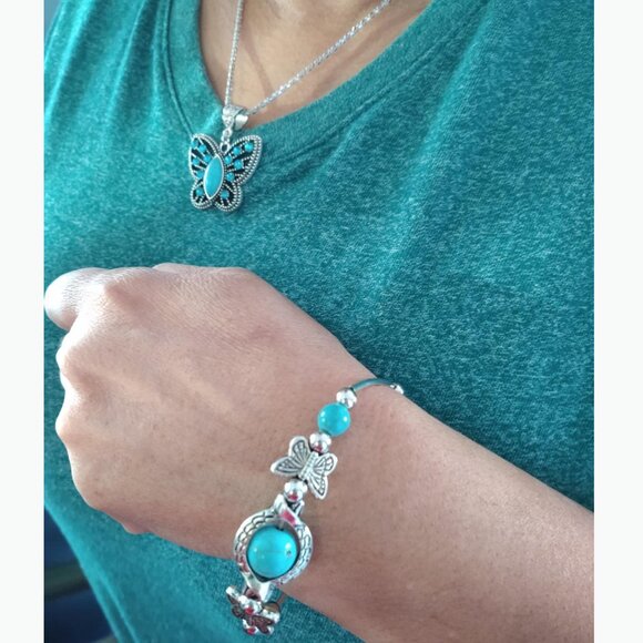 Turquoise Set of 3: Pendant Necklace, Earring, Bracelet Set - Picture 5 of 9